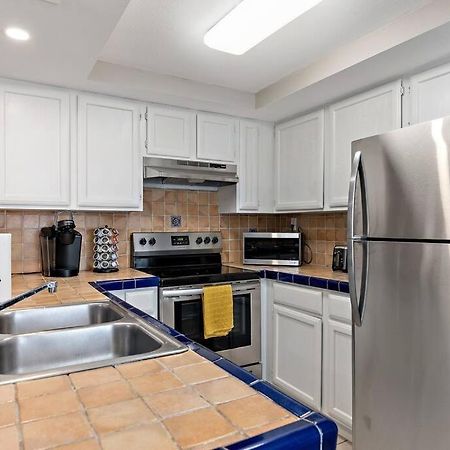 2 Bed 1 Bath Condo By Beach & Entertainment サウス・パドリー・アイランド エクステリア 写真