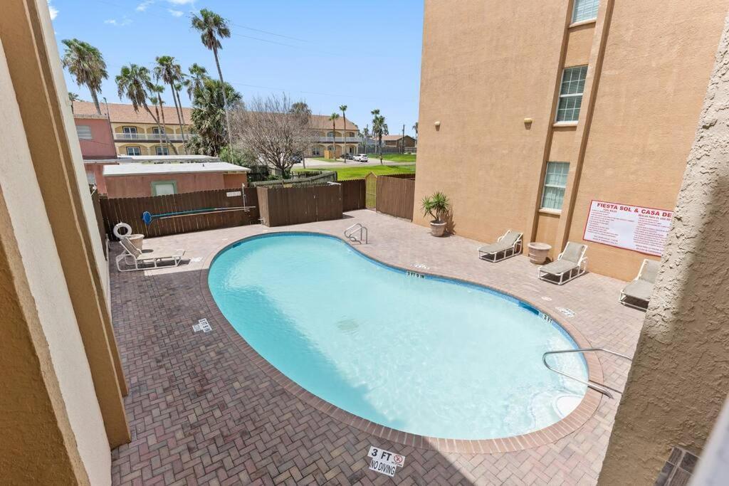 2 Bed 1 Bath Condo By Beach & Entertainment サウス・パドリー・アイランド エクステリア 写真